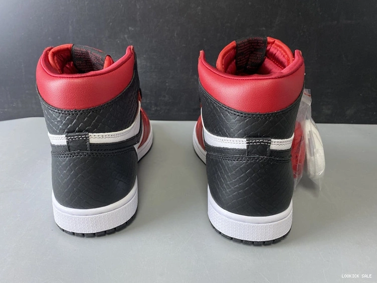 Rep Air CD0461-601  1 High “Satin Jordan  OG WMNS Snake” 0522